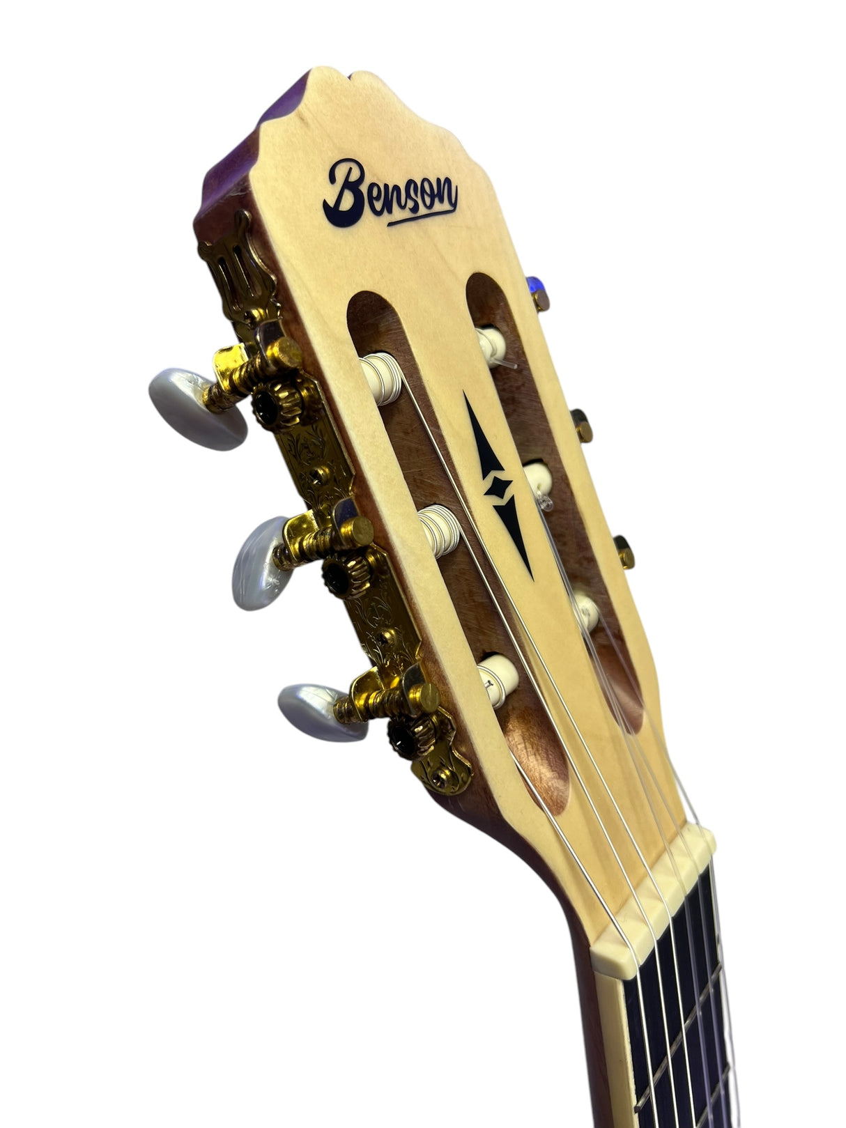 Guitarra electroacústica Benson cuerdas de nylon.