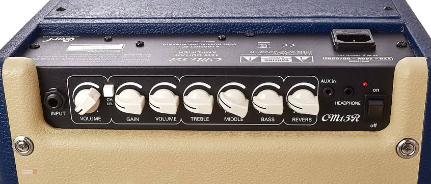 Amplificador para guitarra 15 watts Cort CM15R-DB