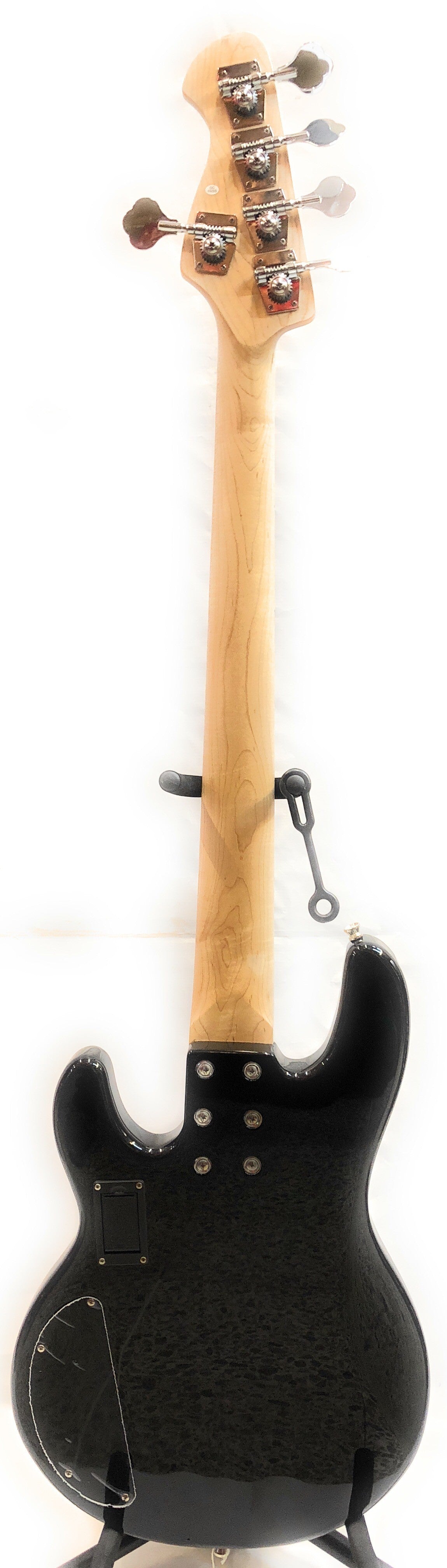 Bajo Electrico Mccartney 5 cuerdas Activo Tipo Musicman